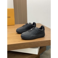 Louis Vuitton Low Shoes